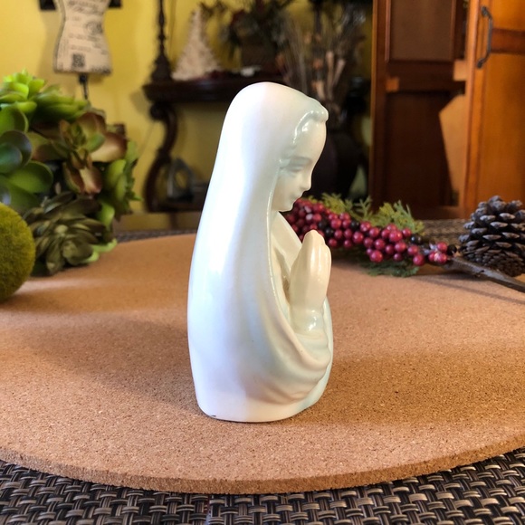 Mid Century Erphila Virgin Mary Madonna Figurine - Picture 3 of 7